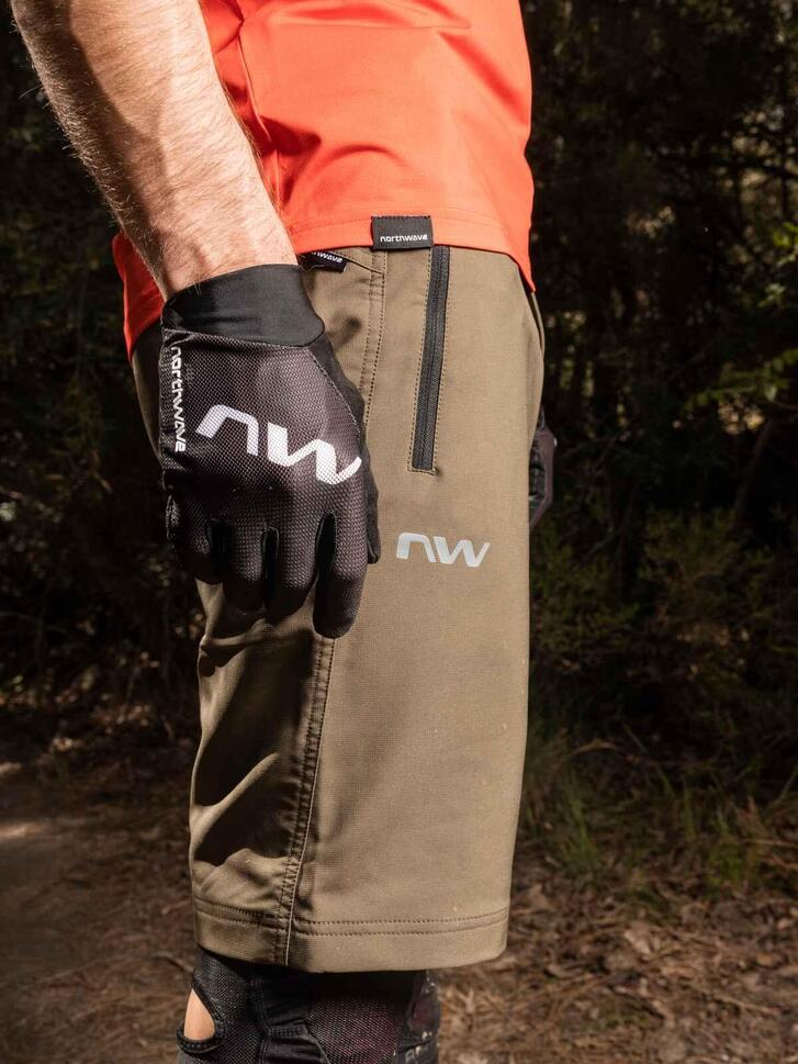 Spodenki rowerowe enduro mtb NORTHWAVE Escape 2 Baggy zielony