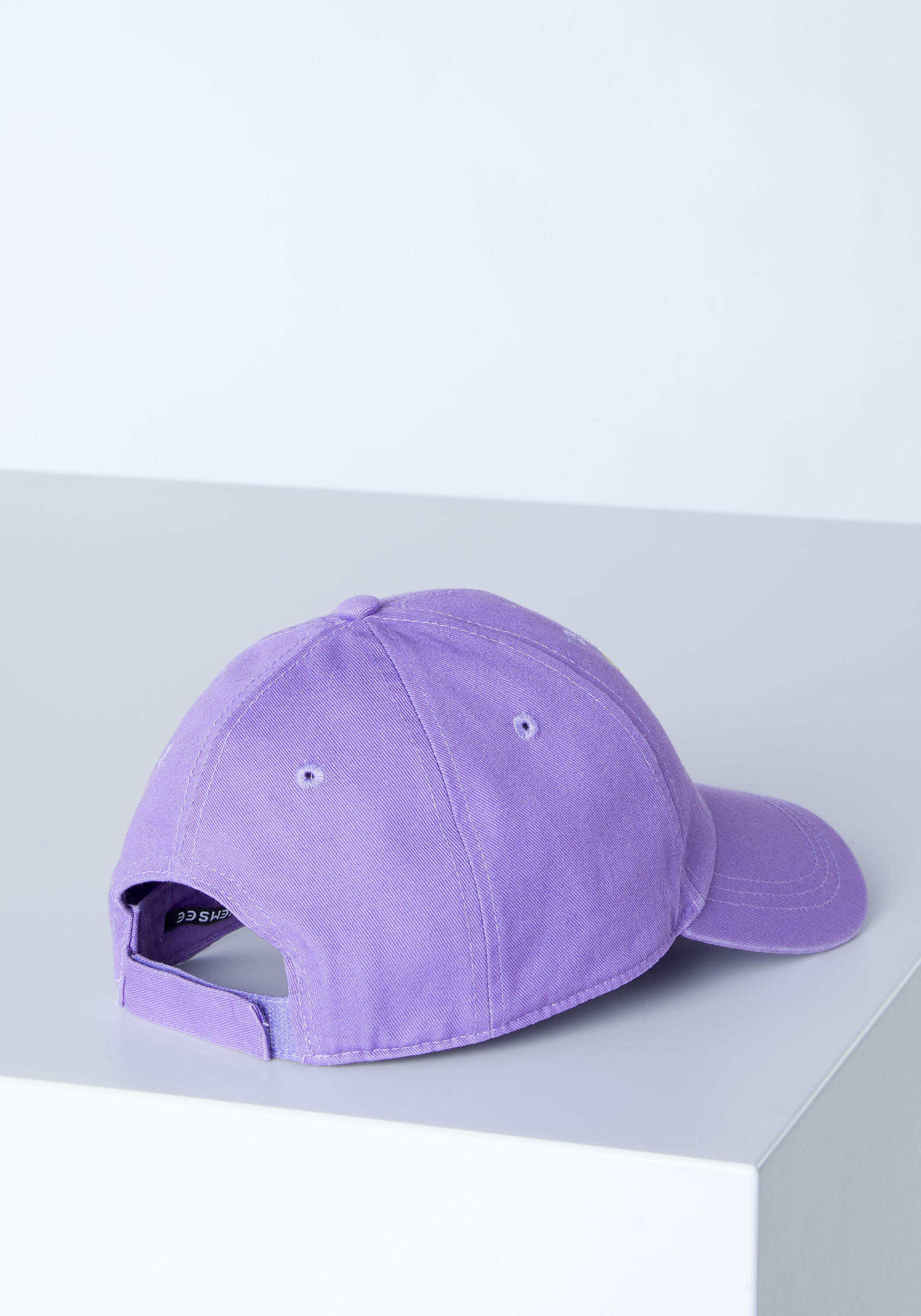 Cap mit Jumper-Stitching 2/7