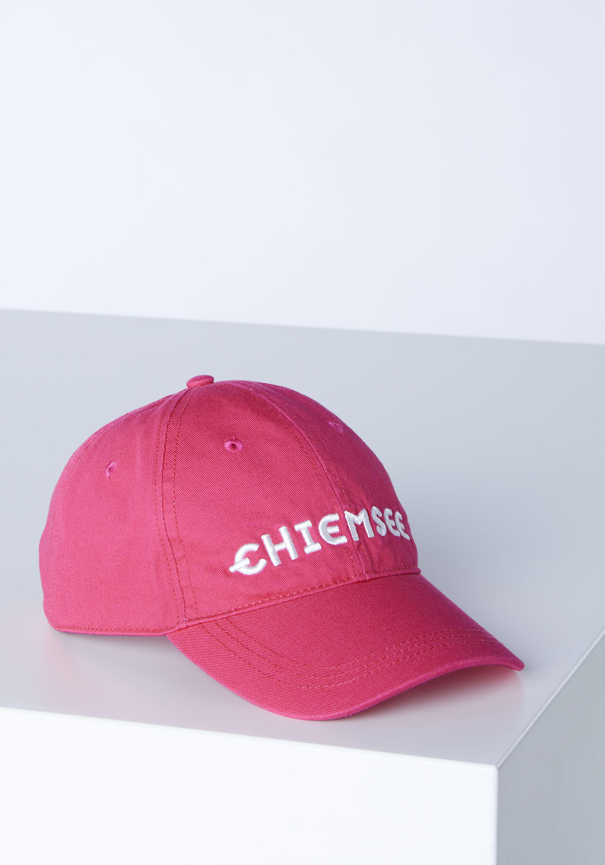 Cap im Label-Look 2/5