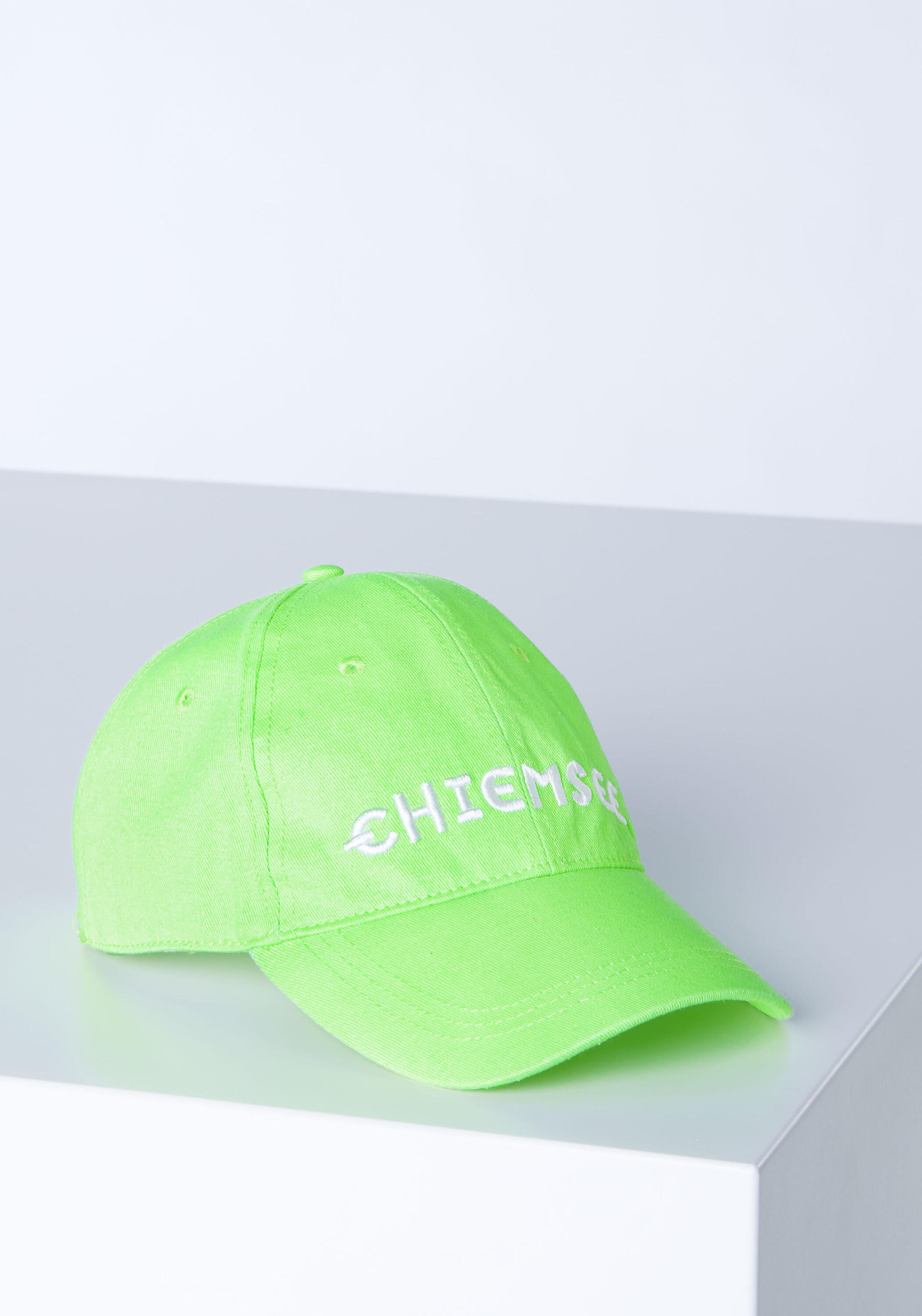 Cap im Label-Look 2/5