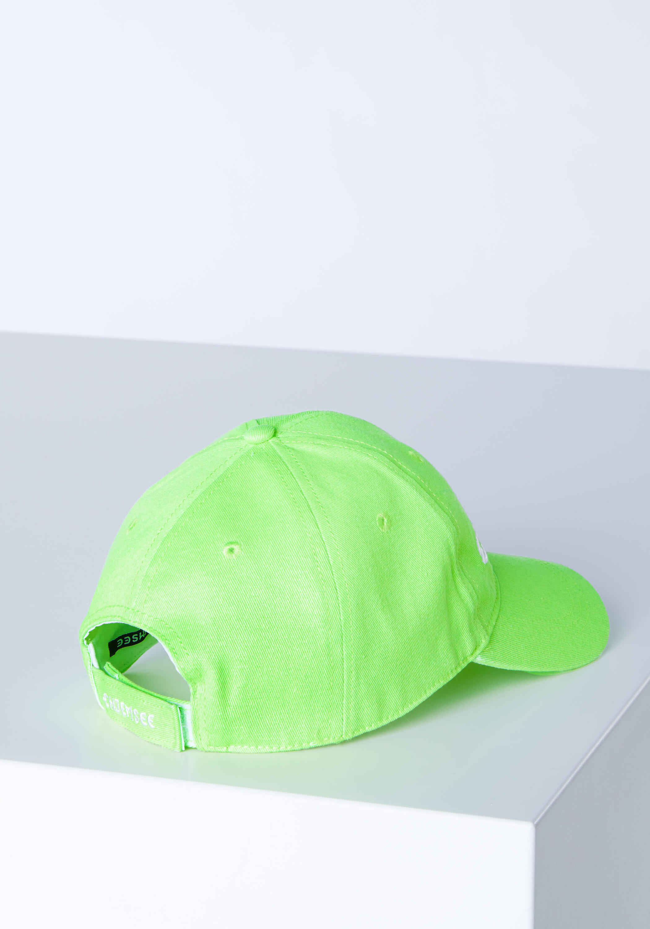 Cap im Label-Look 3/5