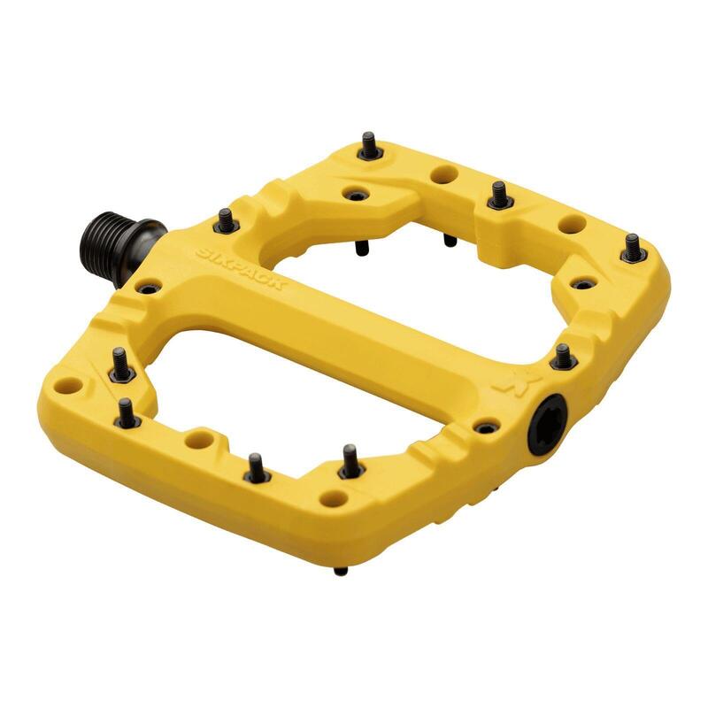 Pédales plates Sixpack Racing Kamikaze                      3 modèles disponibles 5100€ 5995€ -14%    * La vente débute le 24/06/2025    SIXPACK RACING Pédales plates Sixpack Racing KamikazeVendu exclusivement en ligne   