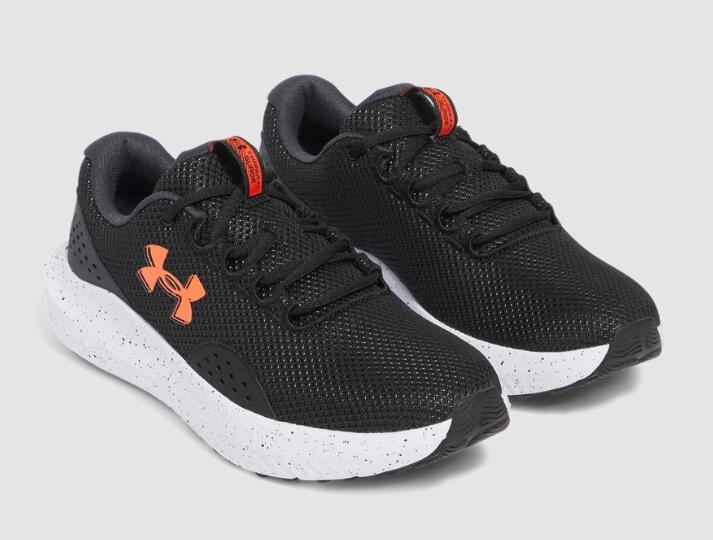 Buty do biegania męskie Under Armour UACHARGEDSURGE3027000004