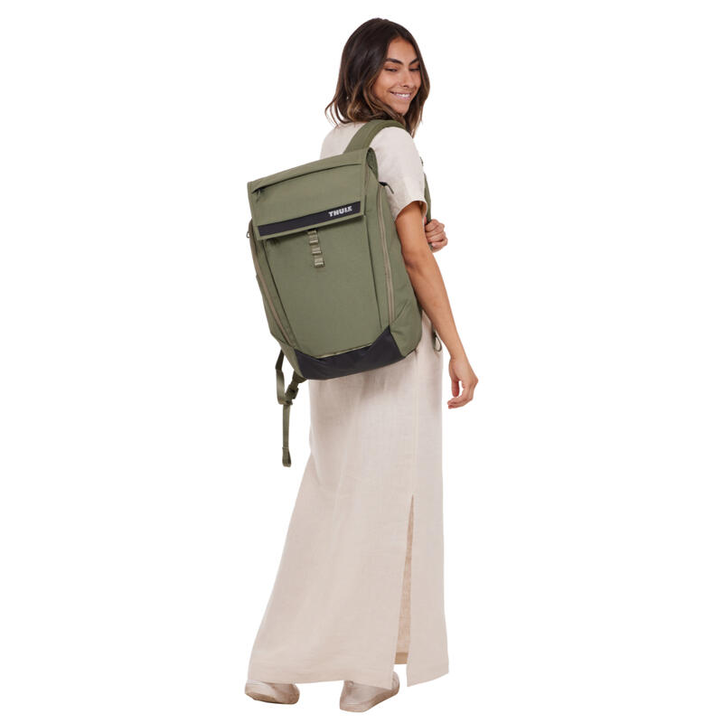 Rucsac urban cu compartiment laptop Thule Paramount, 27L, Soft green (model2023)