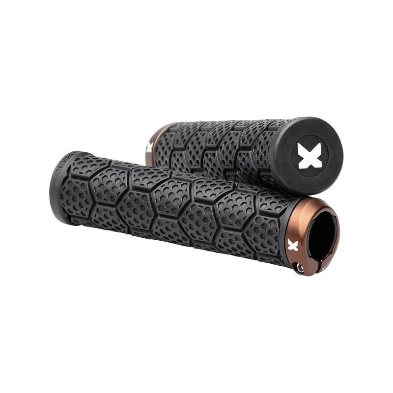 Poignées Sixpack Racing D-Trix AL      3100€    SIXPACK RACING Poignées Sixpack Racing D-Trix ALVendu exclusivement en ligne   