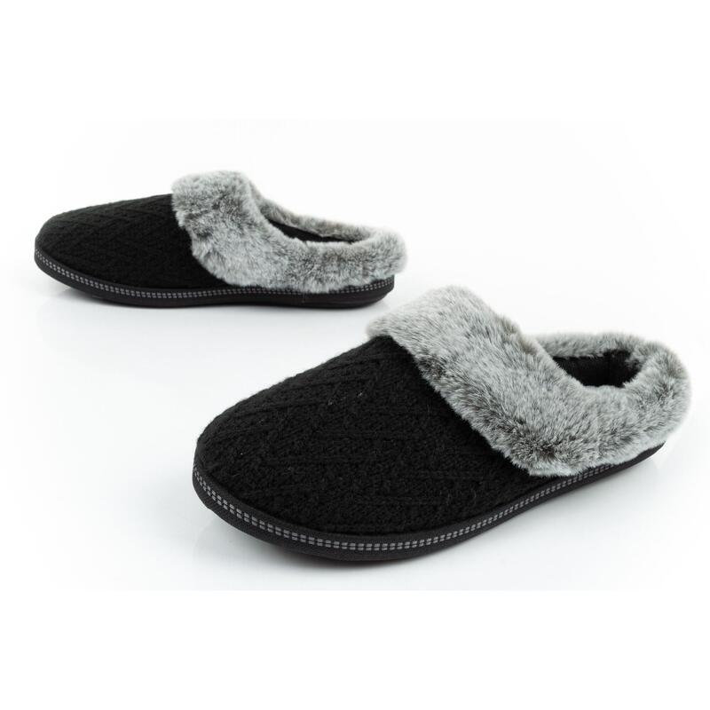Dámské pantofle Skechers, zateplené