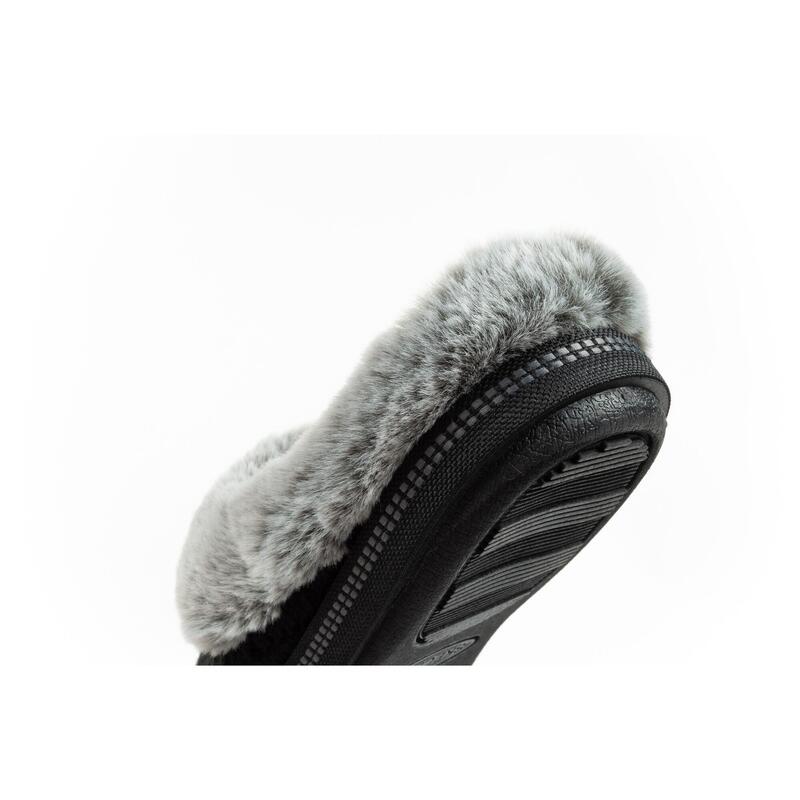 Dámské pantofle Skechers, zateplené
