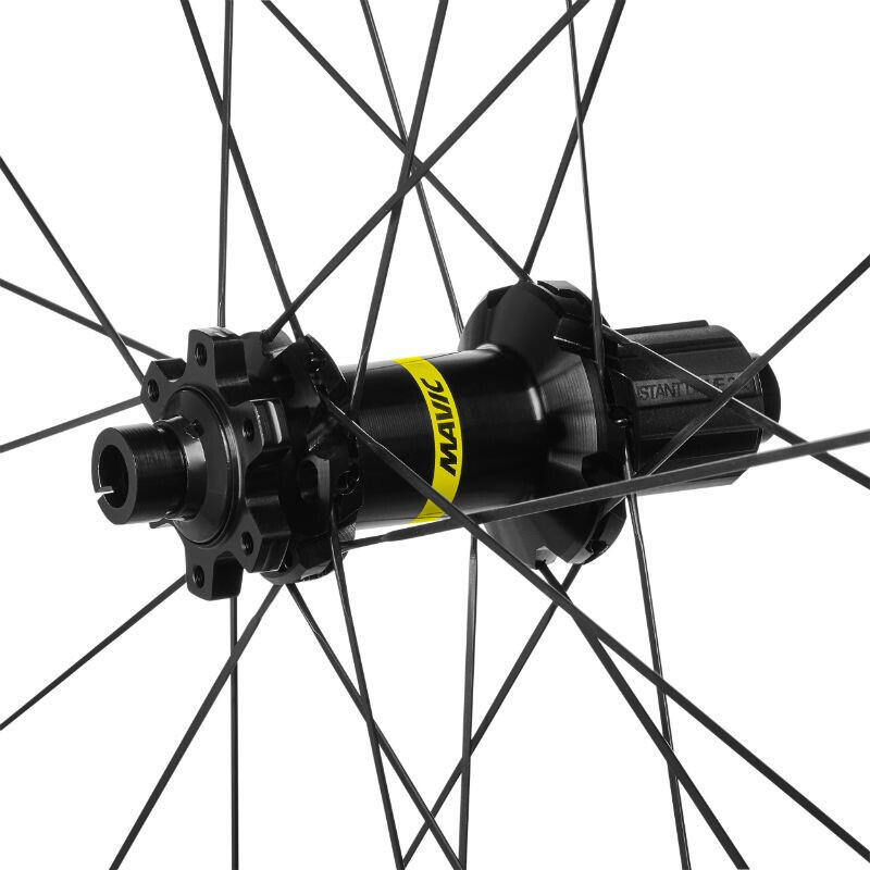 Tylne koło bezdętkowe z osią przelotową Mavic Crossmax Boost