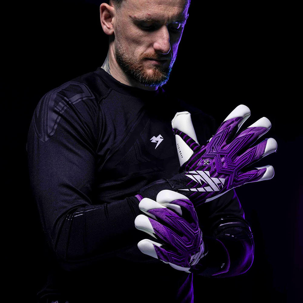 Kaliaaer RE:GEN PRO LT Goalkeeper Gloves 2/4
