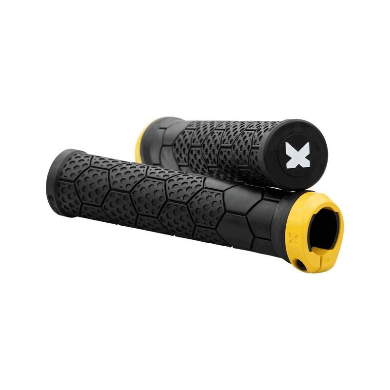 Poignées Sixpack Racing Z-Trix PA      2600€    SIXPACK RACING Poignées Sixpack Racing Z-Trix PAVendu exclusivement en ligne   