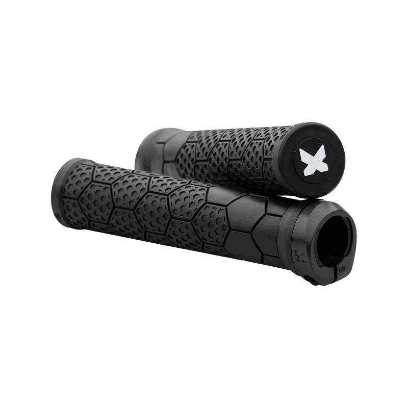 Poignées Sixpack Racing Z-Trix CF      3550€    SIXPACK RACING Poignées Sixpack Racing Z-Trix CFVendu exclusivement en ligne   