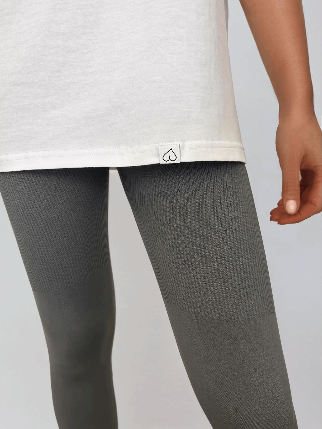 Weißes Frauen T-Shirt - Body Under Construction BeShaped 3/7