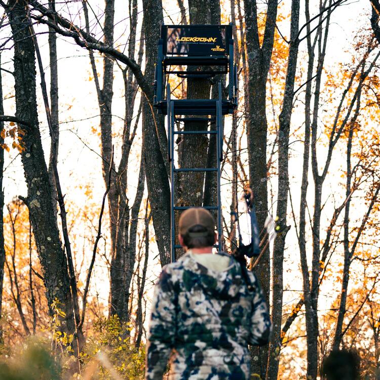 LADDER STAND PUESTO CON ESCALERA LOCKDOWN™  WIDE 1-MAN 4/7
