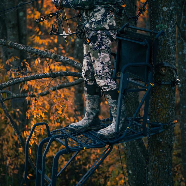 LADDER STAND PUESTO CON ESCALERA LOCKDOWN™  WIDE 1-MAN 7/7