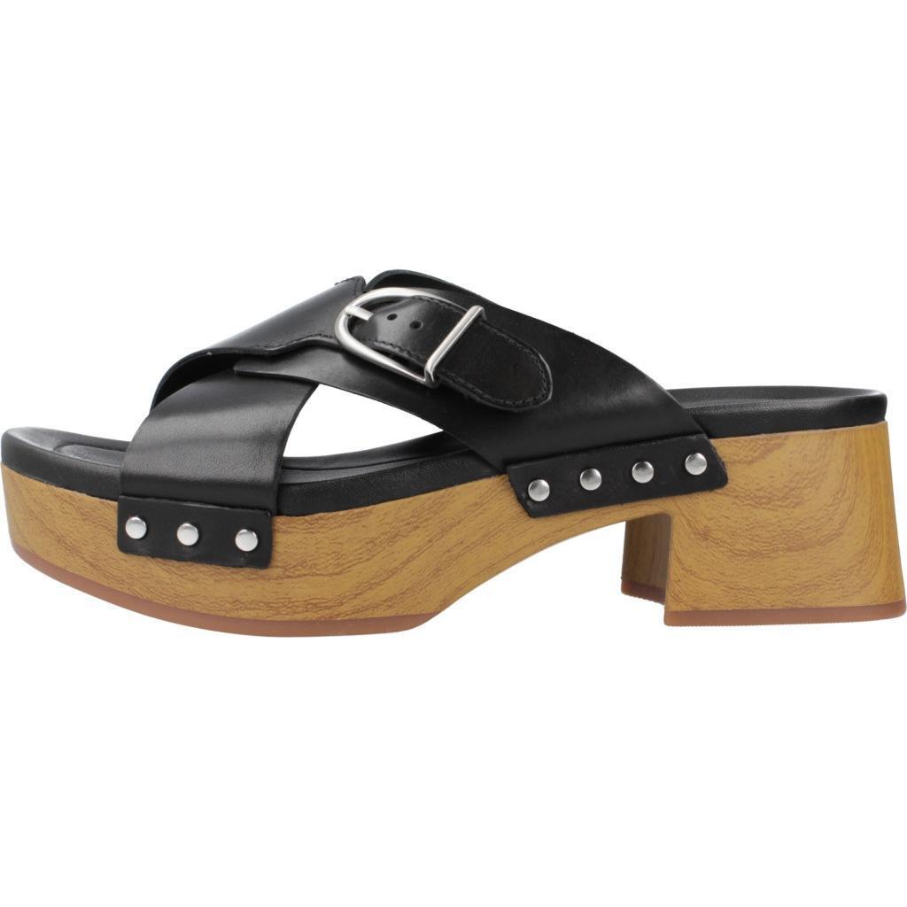Baskets Clarks Modèle Sivanne Walk Couleur Noir 2/5