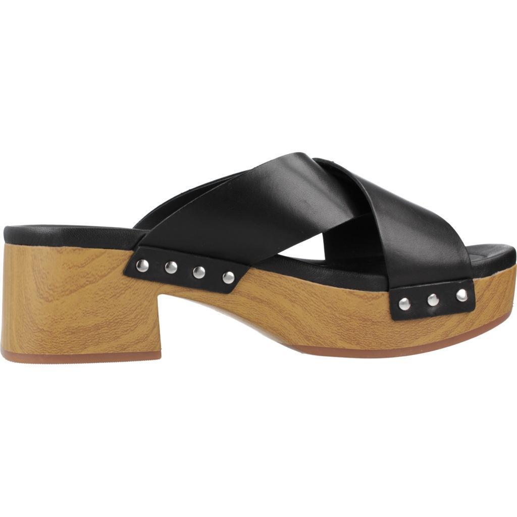 Baskets Clarks Modèle Sivanne Walk Couleur Noir 4/5
