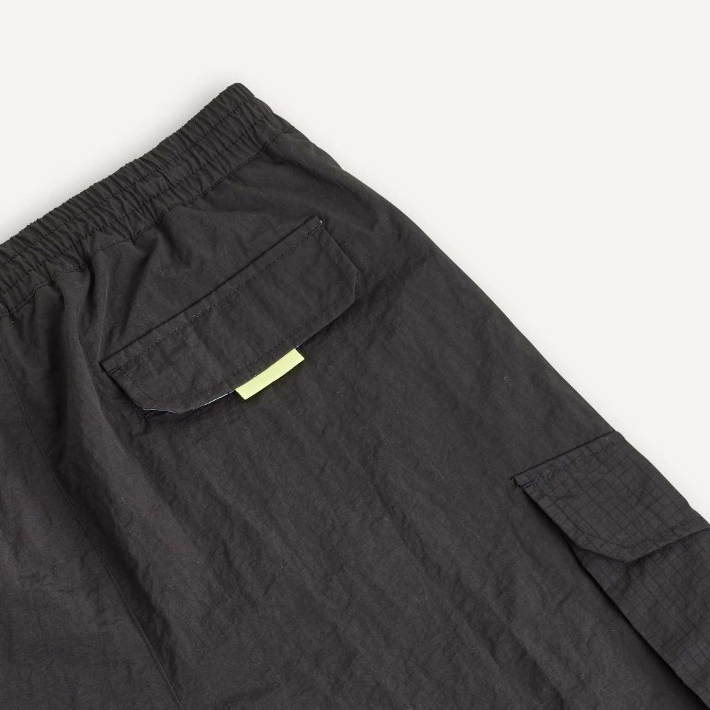 Pantalons Munich Modèle Bermuda Trek Couleur Noir 4/5