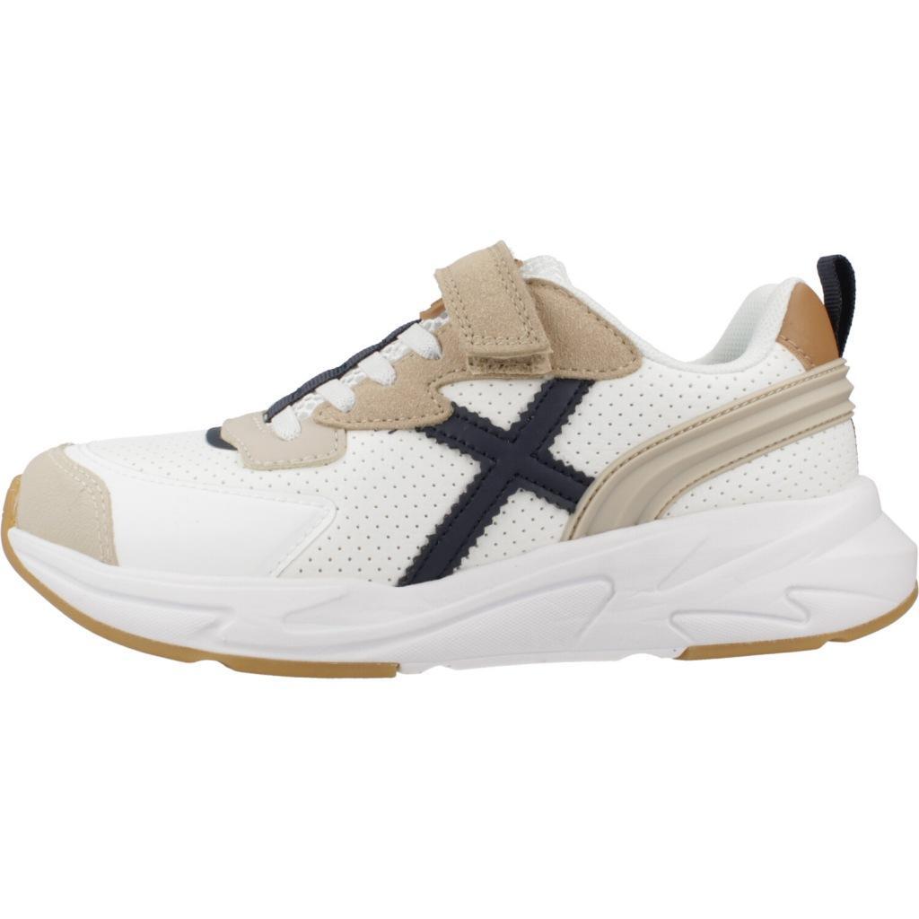 Baskets Munich Modèle Mini Track Vco 110 Couleur Blanc 2/5