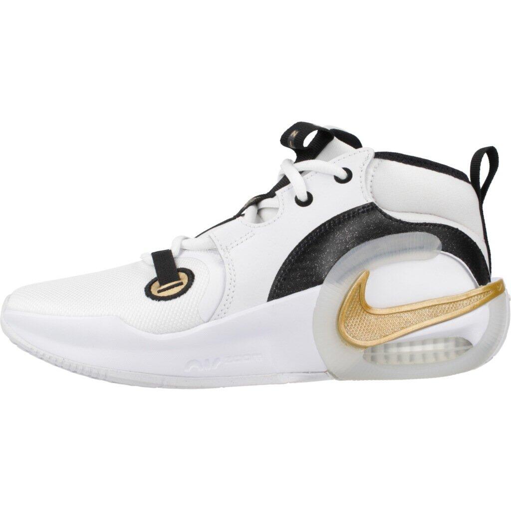 Baskets Nike Modèle Zoom Crossover 2 Couleur Blanc 2/5