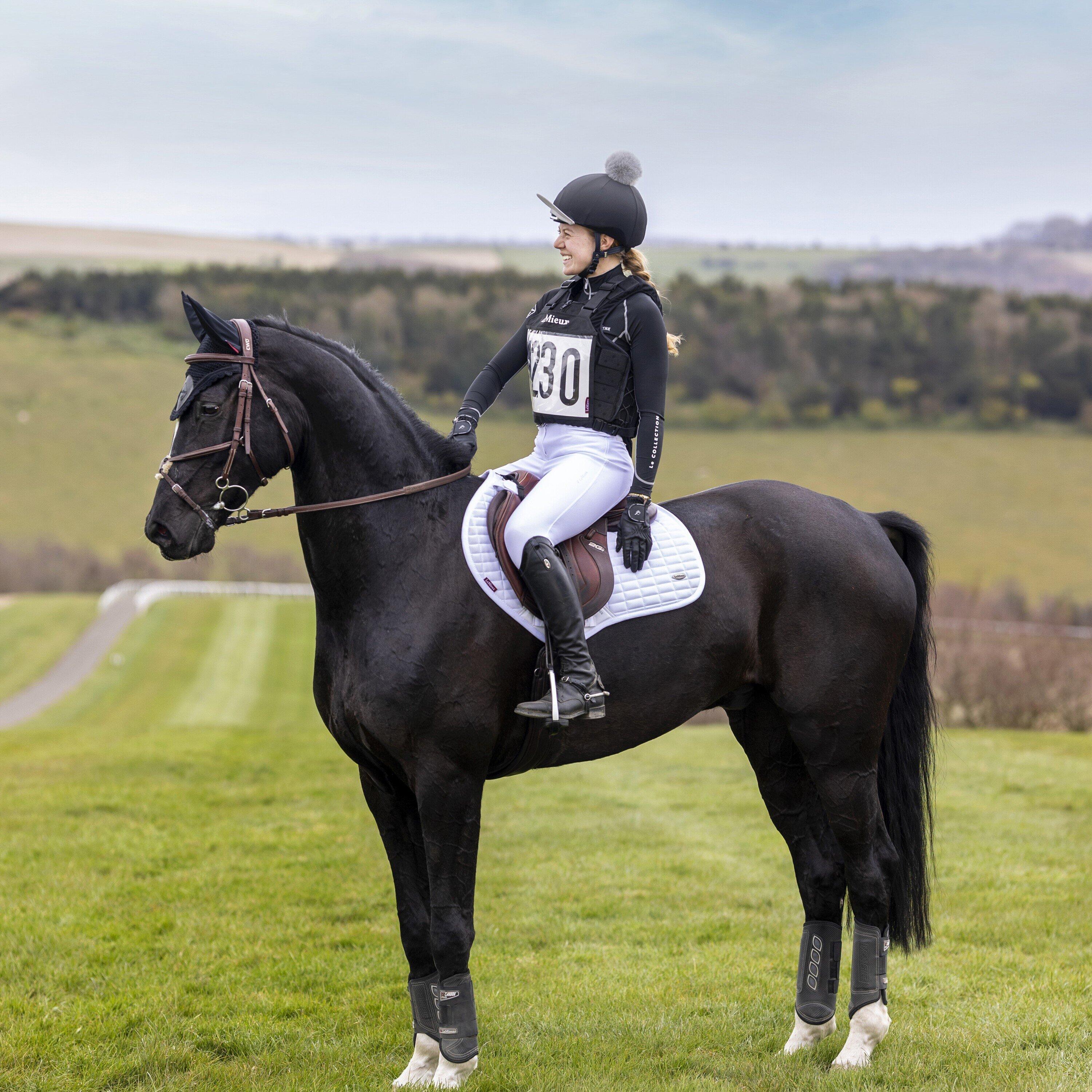 Zadeldek voor paarden LeMieux Self-Cool Close Contact 2/2