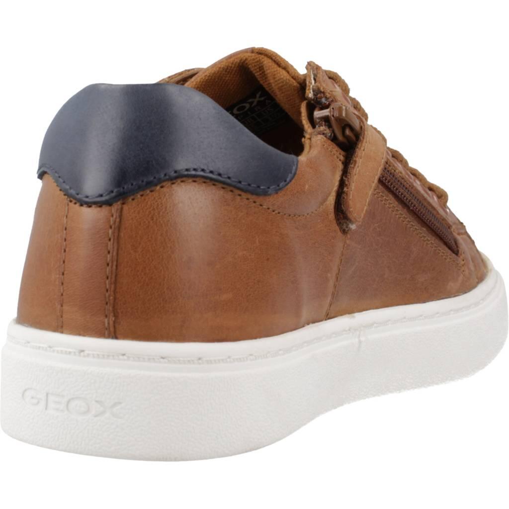 Baskets Geox Modèle J Nashik A Couleur Marron 3/7