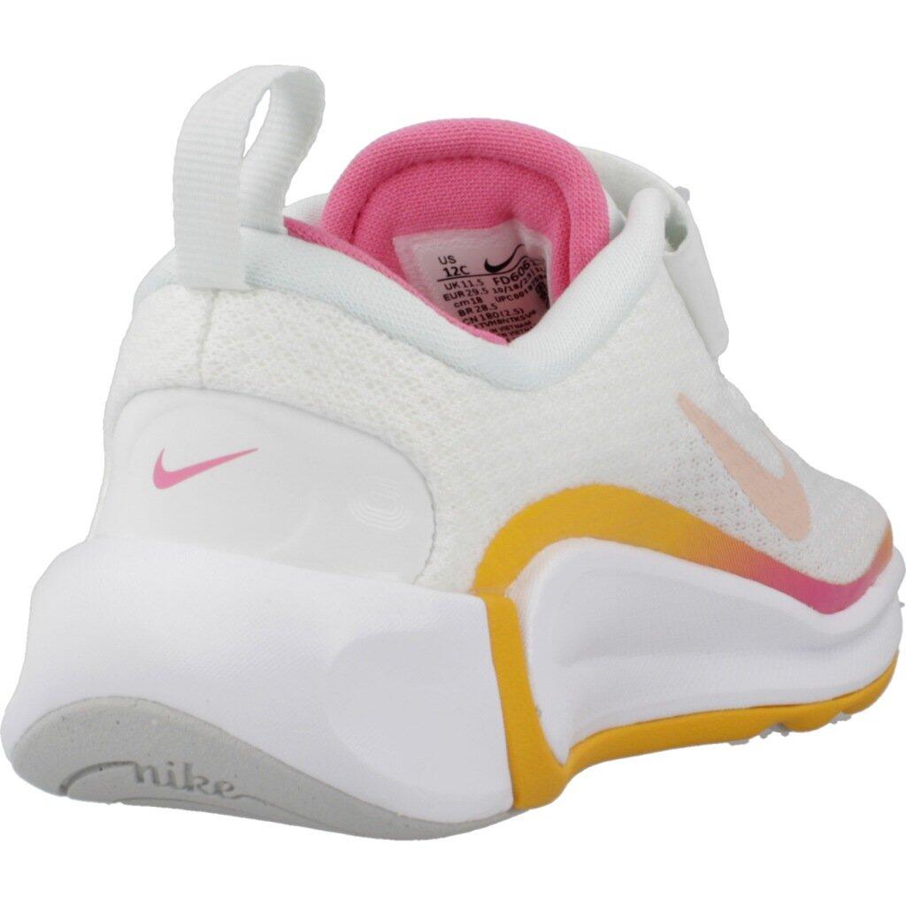 Baskets Nike Modèle Infinity Flow Couleur Blanc 3/5