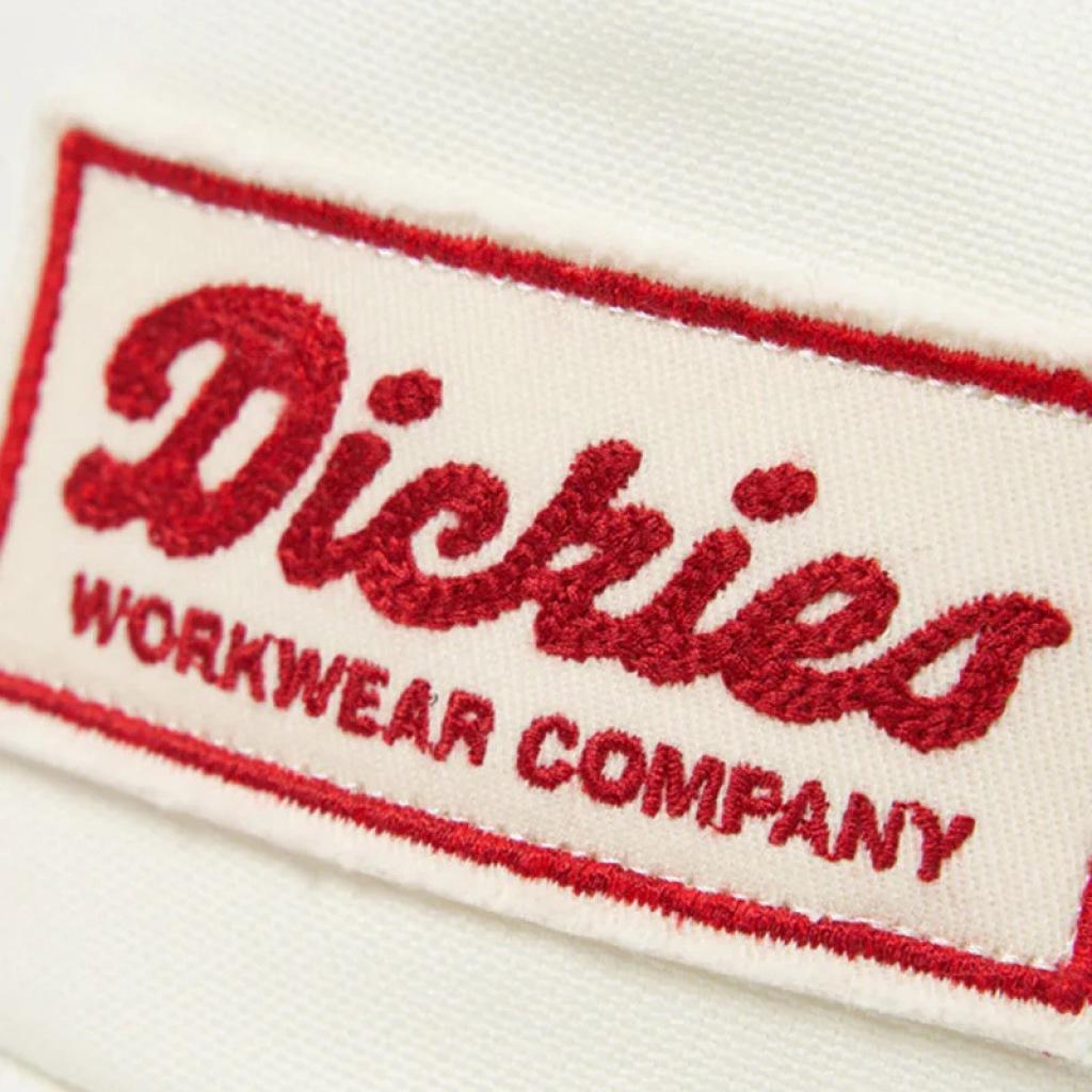 Bonnet Dickies Modèle Lewistown Trucker Couleur Blanc 3/5