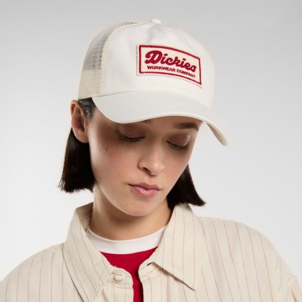 Bonnet Dickies Modèle Lewistown Trucker Couleur Blanc 2/5