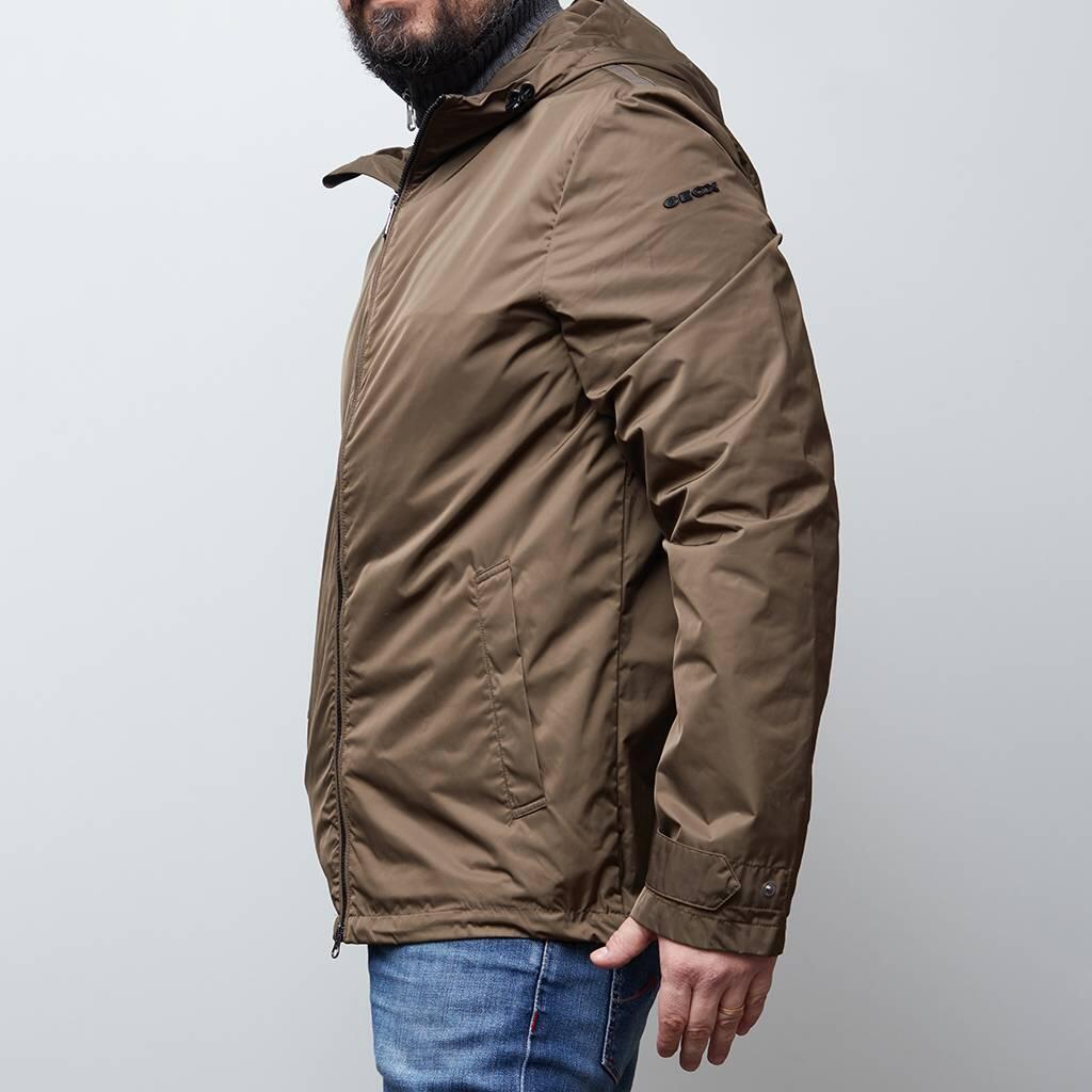 Veste Geox Modèle M0220u T2599 Couleur Marron 2/4