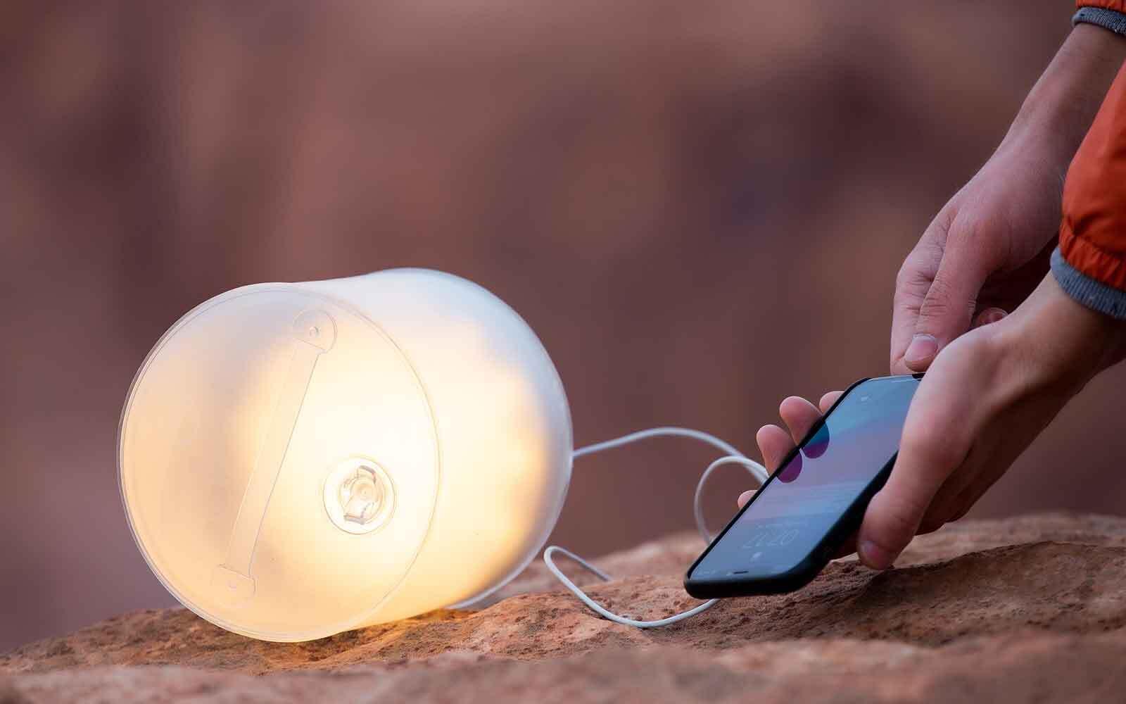 MPOWERD Luci Charge 360 Inflatable Solar Lantern & Power Bank 5/7