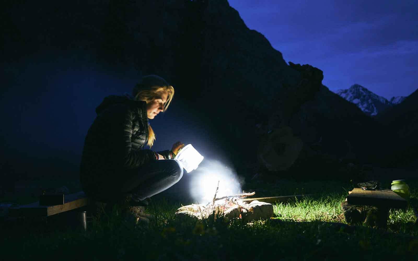 BioLite Luci Charge 150 lumens – Lanterne Solaire LED - Camping Vanlife 4/7