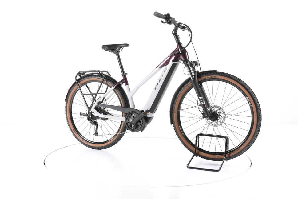 Second Life - Bulls Cross EVO 750 Trekking E-Bike 2022 - Stan dobry thumbnail