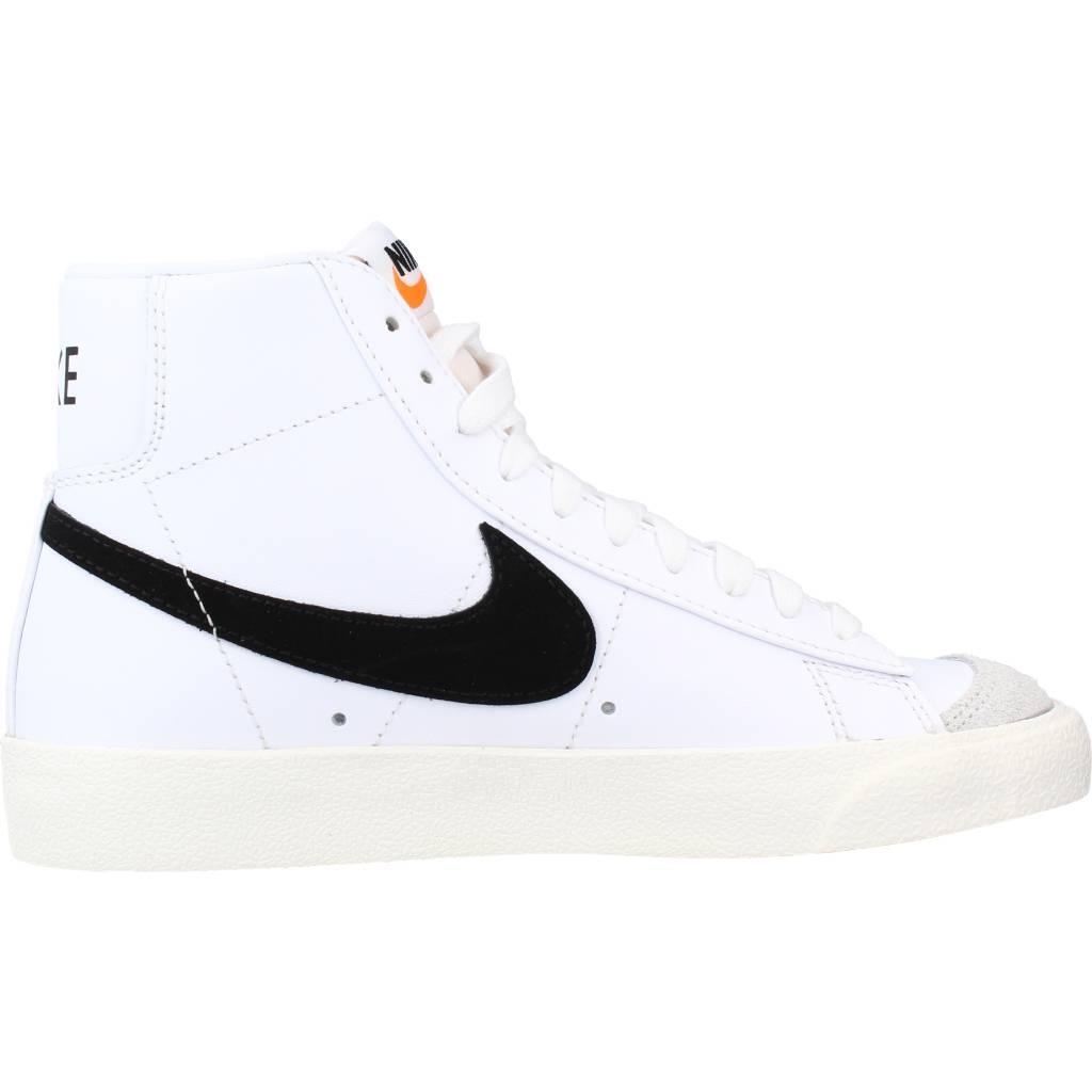 Sneakers Nike Model W Blazer Mid 77 Kleur Wit 4/5