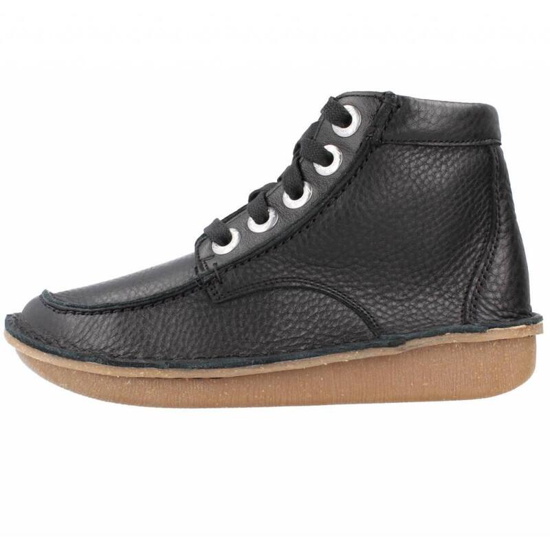 Clarks Model Funny Cedar Barva černý