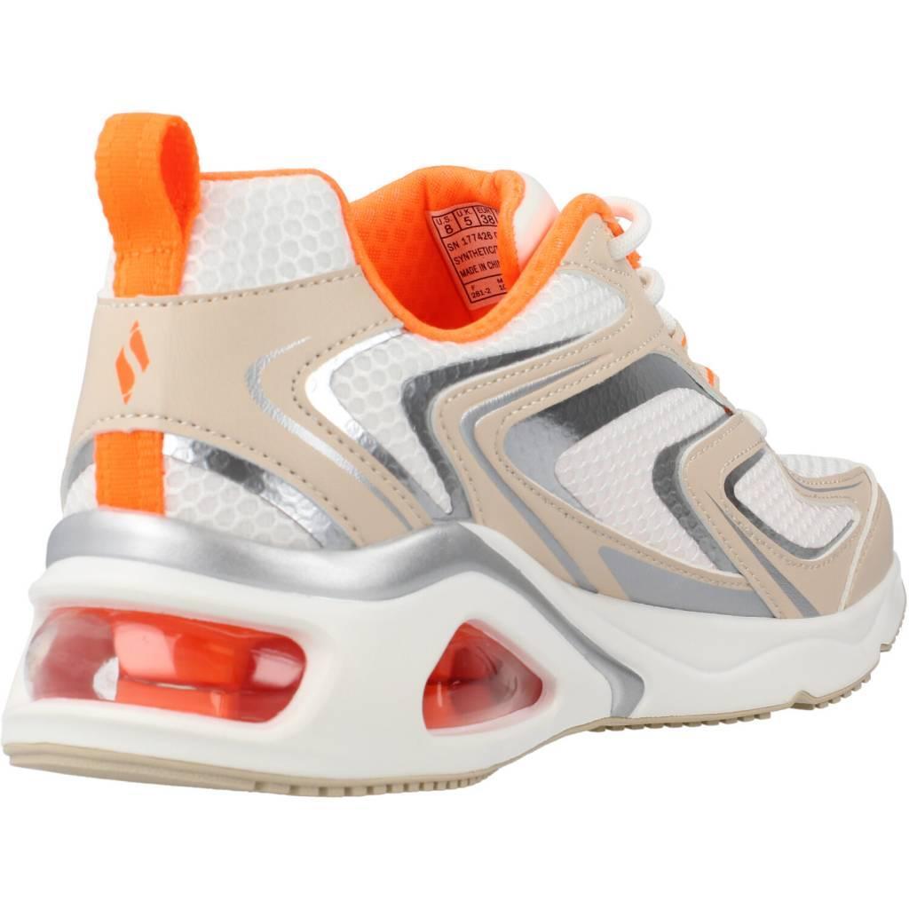 Baskets Skechers Modèle Tres-air Couleur Orange 3/5