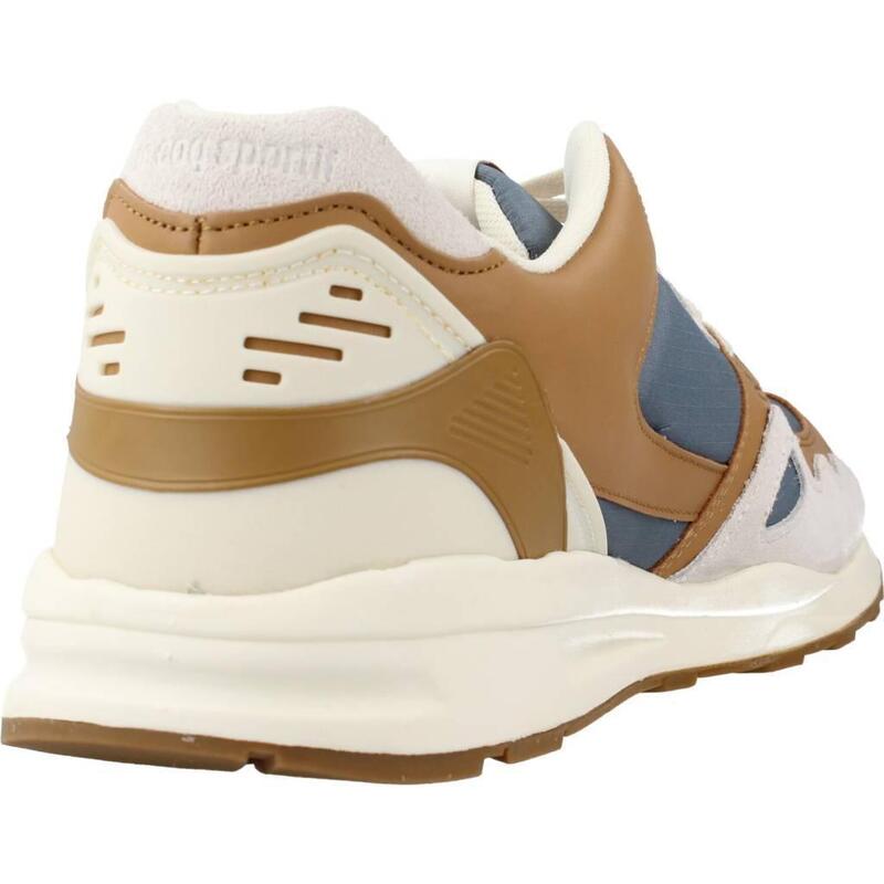 Baskets Le Coq Sportif Modèle Lcs R1000 Ripstop Couleur Brun Clair