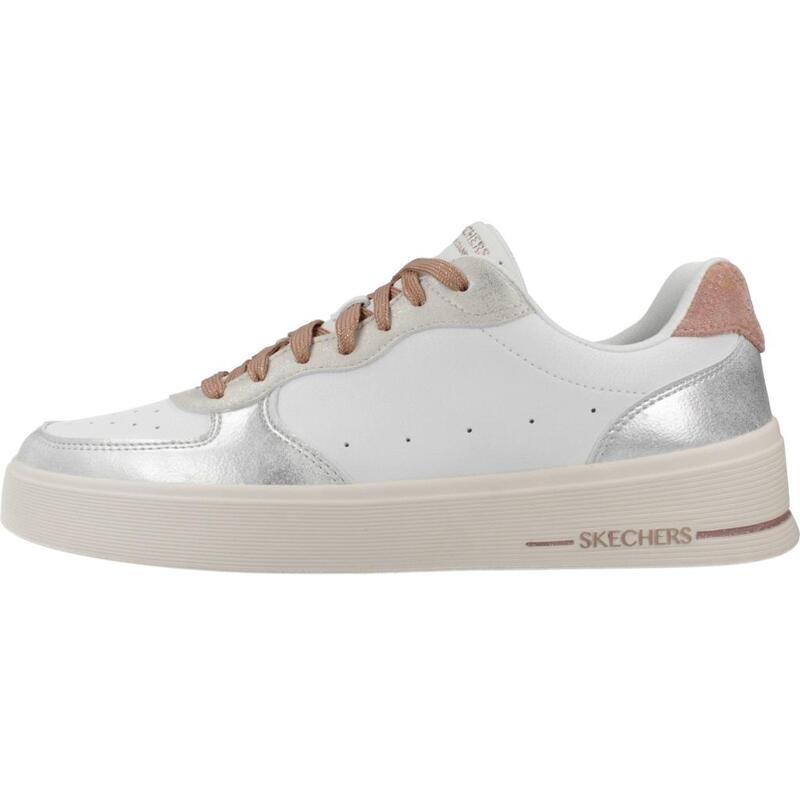 Tenisky Skechers Model Hiland - Soft Metals Barva Bílý