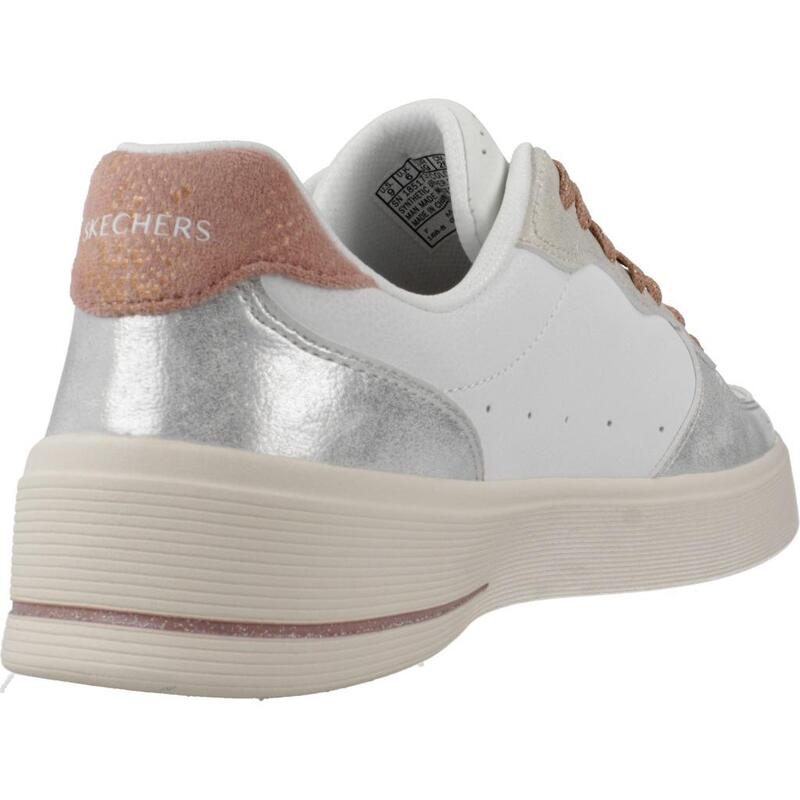 Tenisky Skechers Model Hiland - Soft Metals Barva Bílý