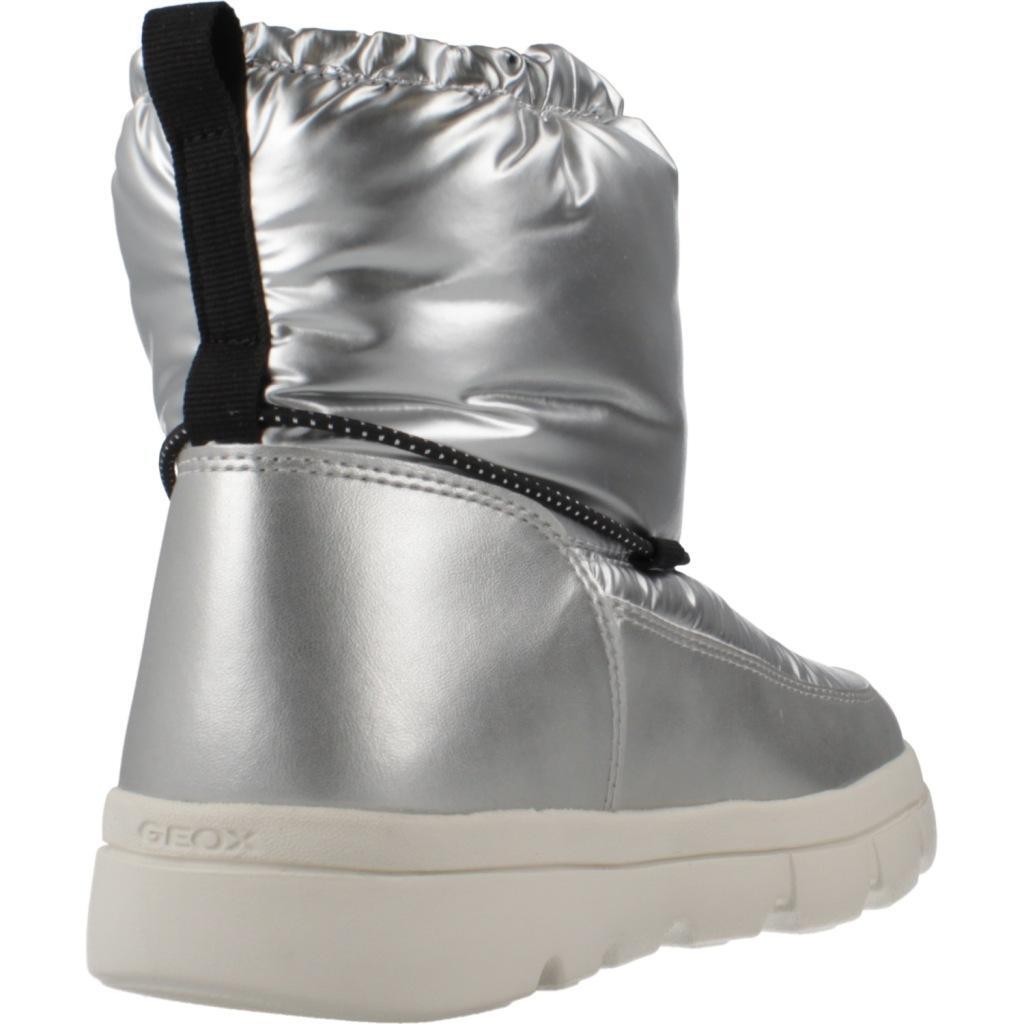 Stiefel Geox Modell J Willaboom Farbe Grau 3/5
