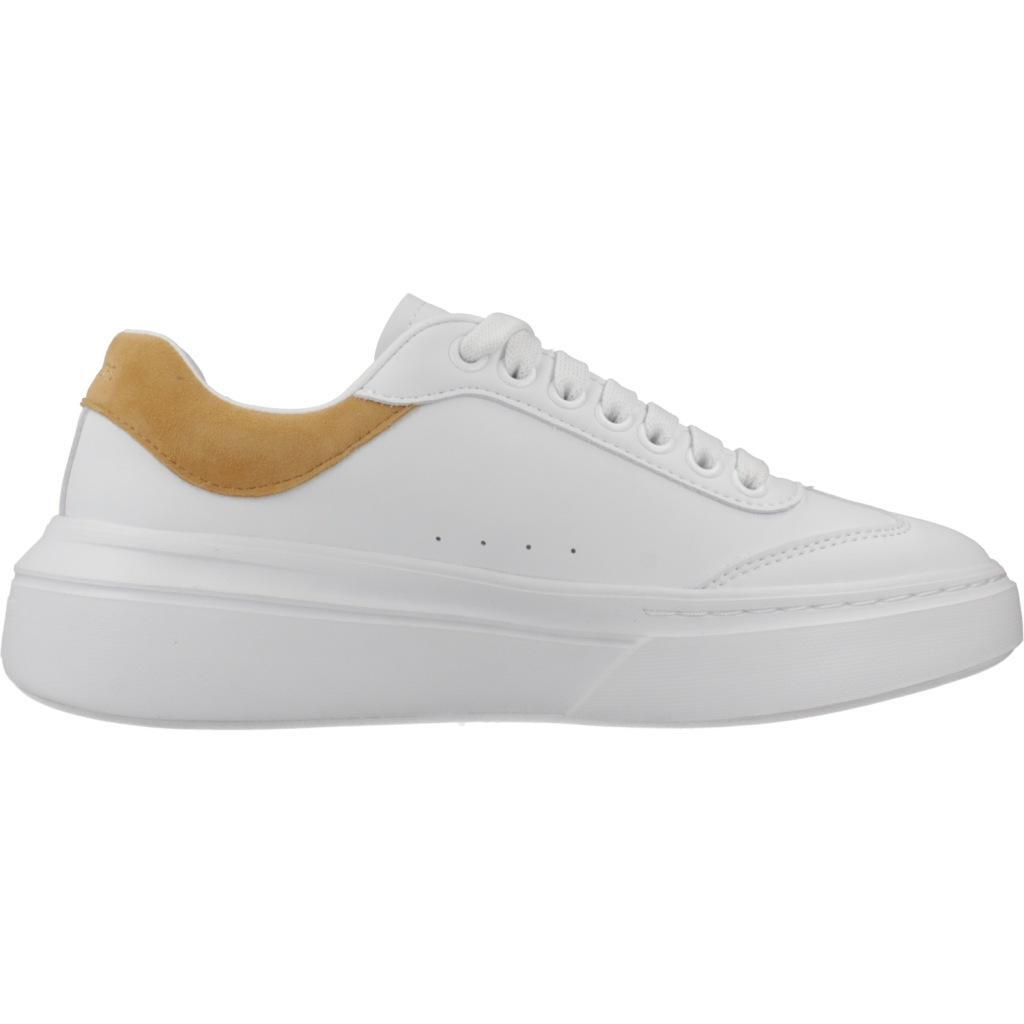 Baskets Skechers Modèle Cordoba Classic Couleur Blanc 4/6