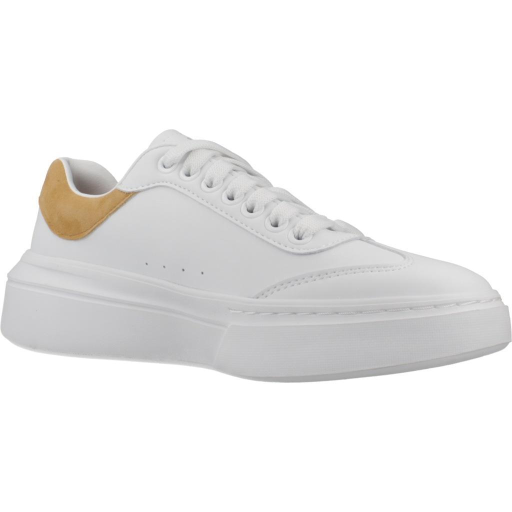 Baskets Skechers Modèle Cordoba Classic Couleur Blanc 5/6