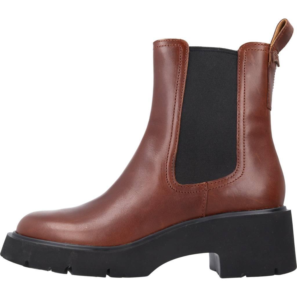 Camper Modèle Milah Couleur Marron 2/5