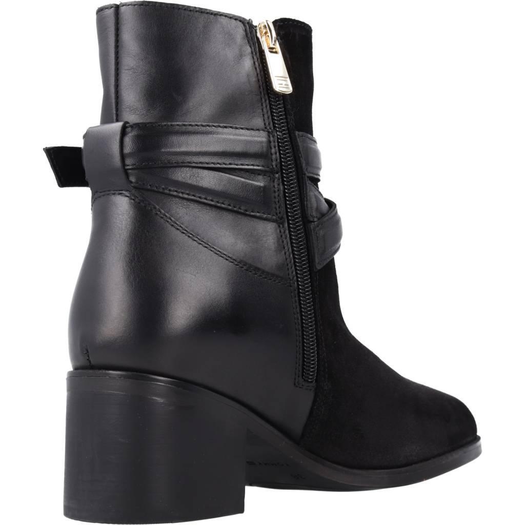 Tommy Hilfiger Modèle Elevated Ess Thermo Midh Couleur Noir 3/5