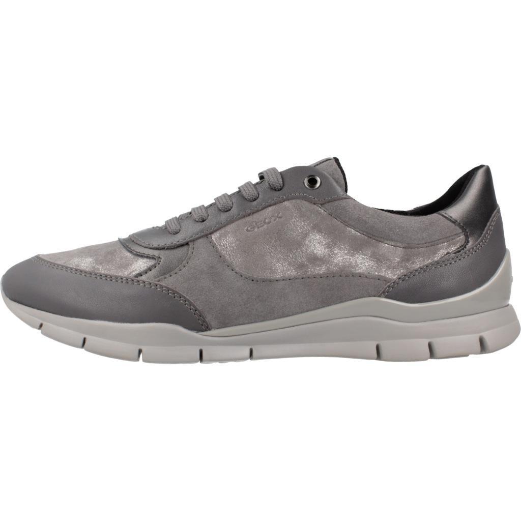Baskets Geox Modèle D Sukie Couleur Gris 2/5