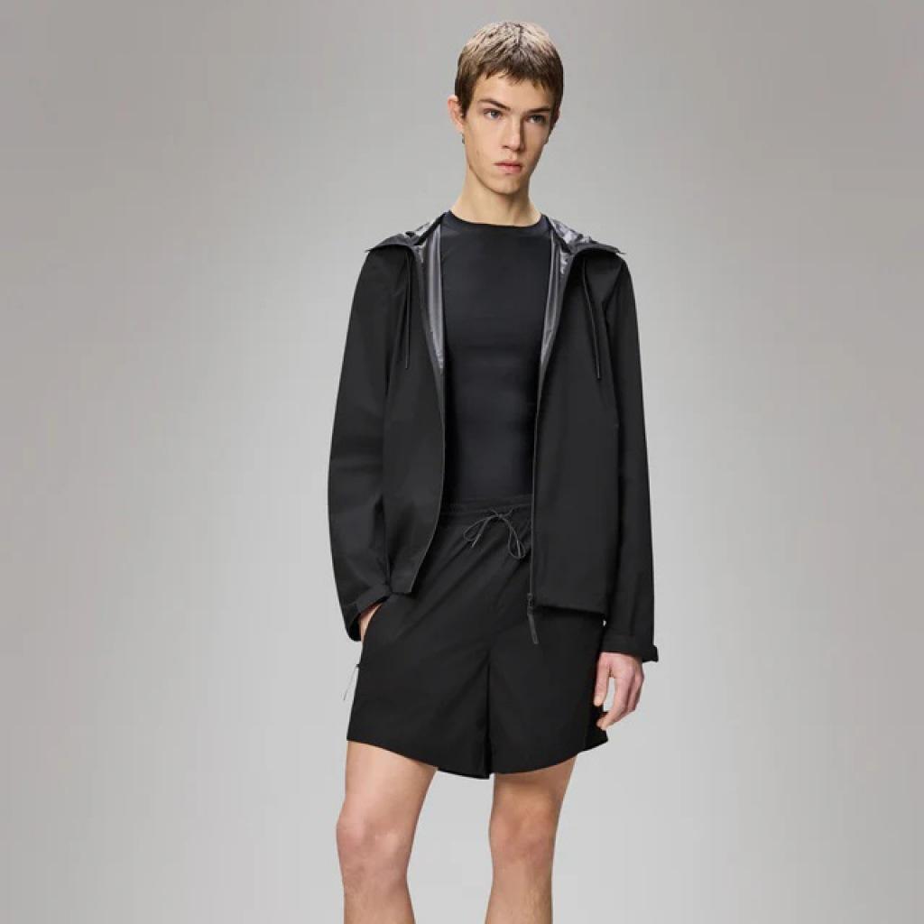 Pantaloni Rains Modello Mito Shorts Colore Nero 4/5