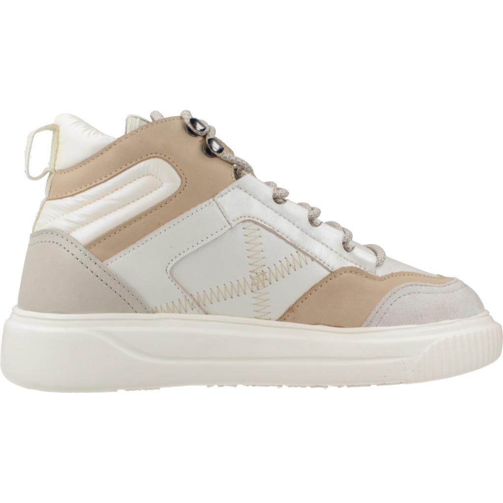 Baskets Munich Modèle Gala 02 Couleur Beige 4/5