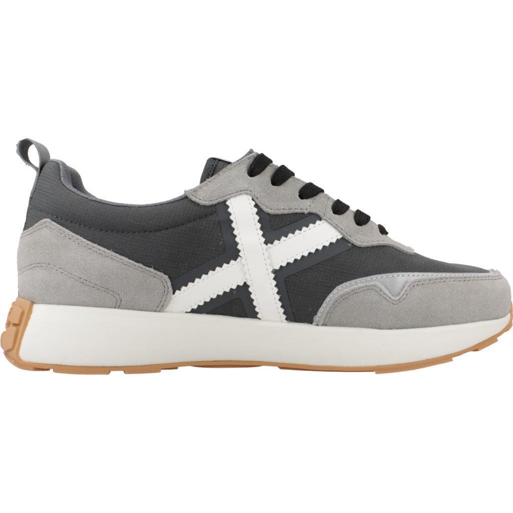 Zapatillas hombre Munich Xemine Man Gris 4/5