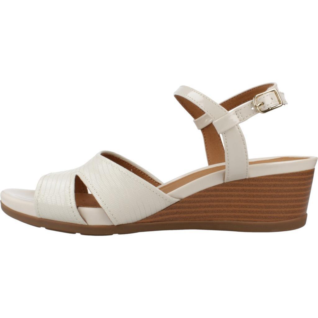 Sandali Geox Modello D Marykarmen Colore Beige 2/5