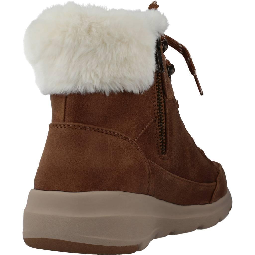 Skechers Modelo Glacial Ultra Cor Castanho 3/5