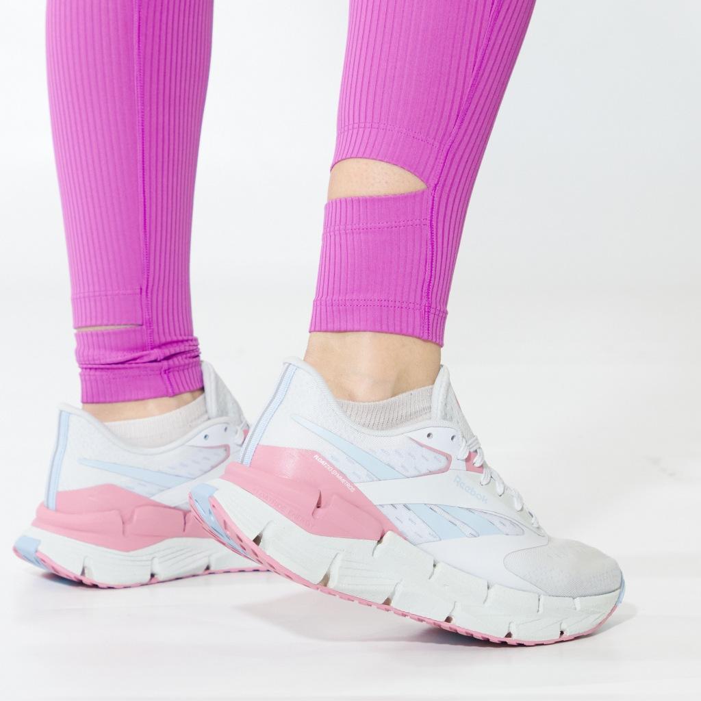 Calças Reebok Modelo Rib Stirrup Tight Cor Rosa 4/5